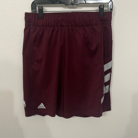 Mississippi State University Shorts - Picture 2 of 5